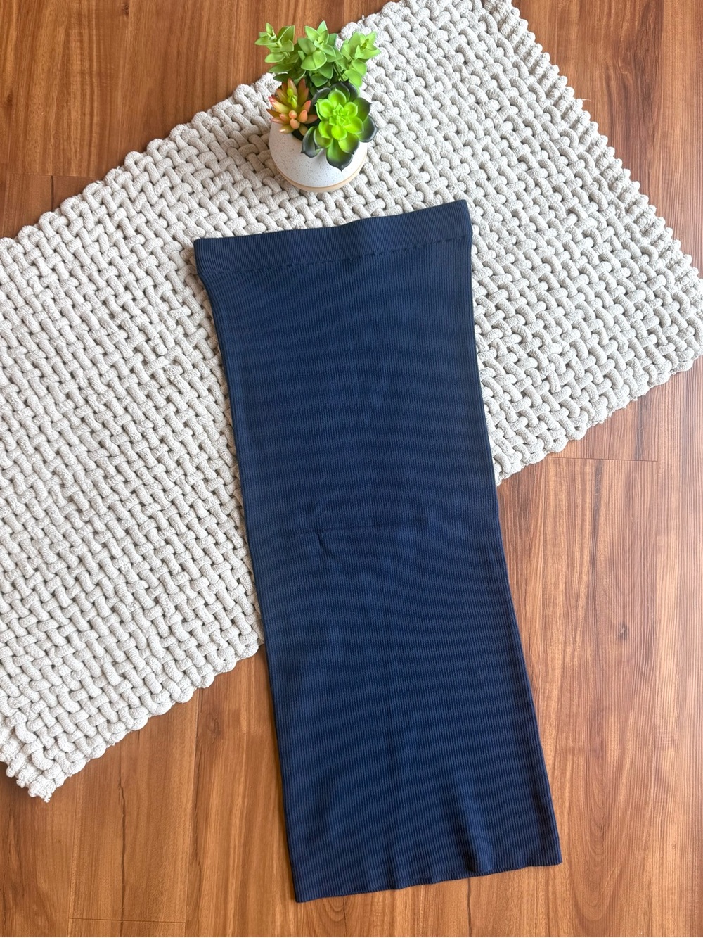 LOFT | Women’s Soft Stretch Ribbed Column Midi Skirt | Deep Space Navy | XSP